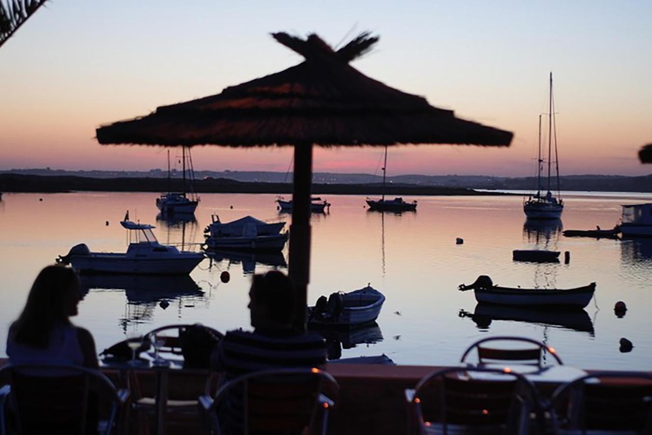 Sea And Pool At Vila Da Praia Alvor Kültér fotó