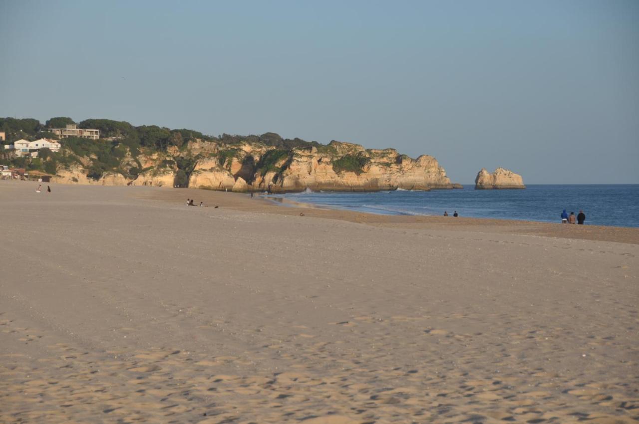 Sea And Pool At Vila Da Praia Alvor Kültér fotó